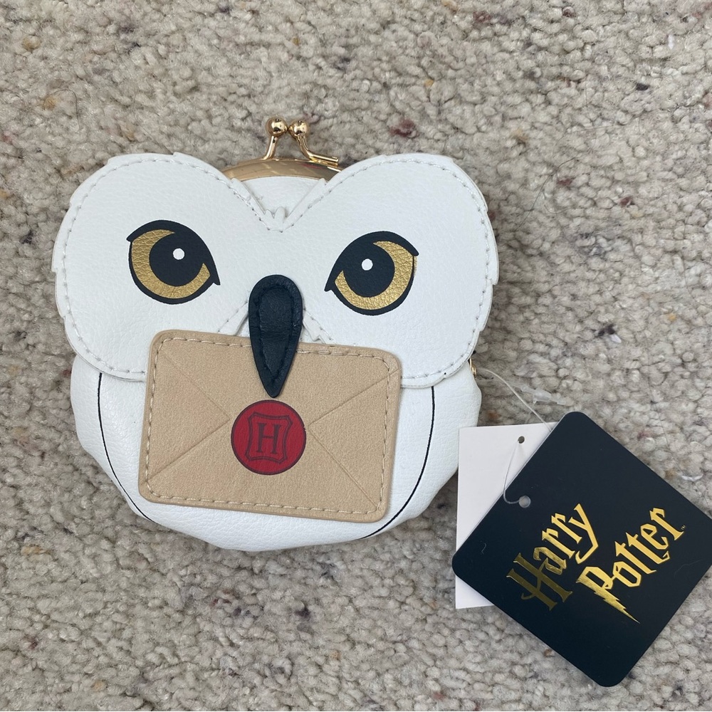 NWT!  Harry Potter Hedwig owl Wallet/Coin pouch